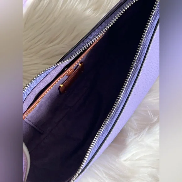 CC439 - Coach Luna Shoulder Bag - Picture 6 of 12